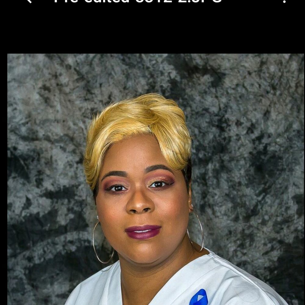 Meet your Posher, Michele